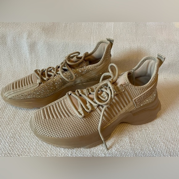 NWOT Steve Madden Maxima sneakers - Picture 2 of 13